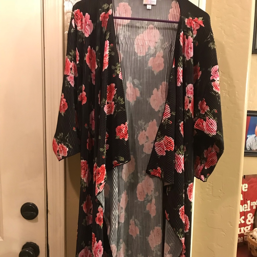 LuLaRoe Shirley